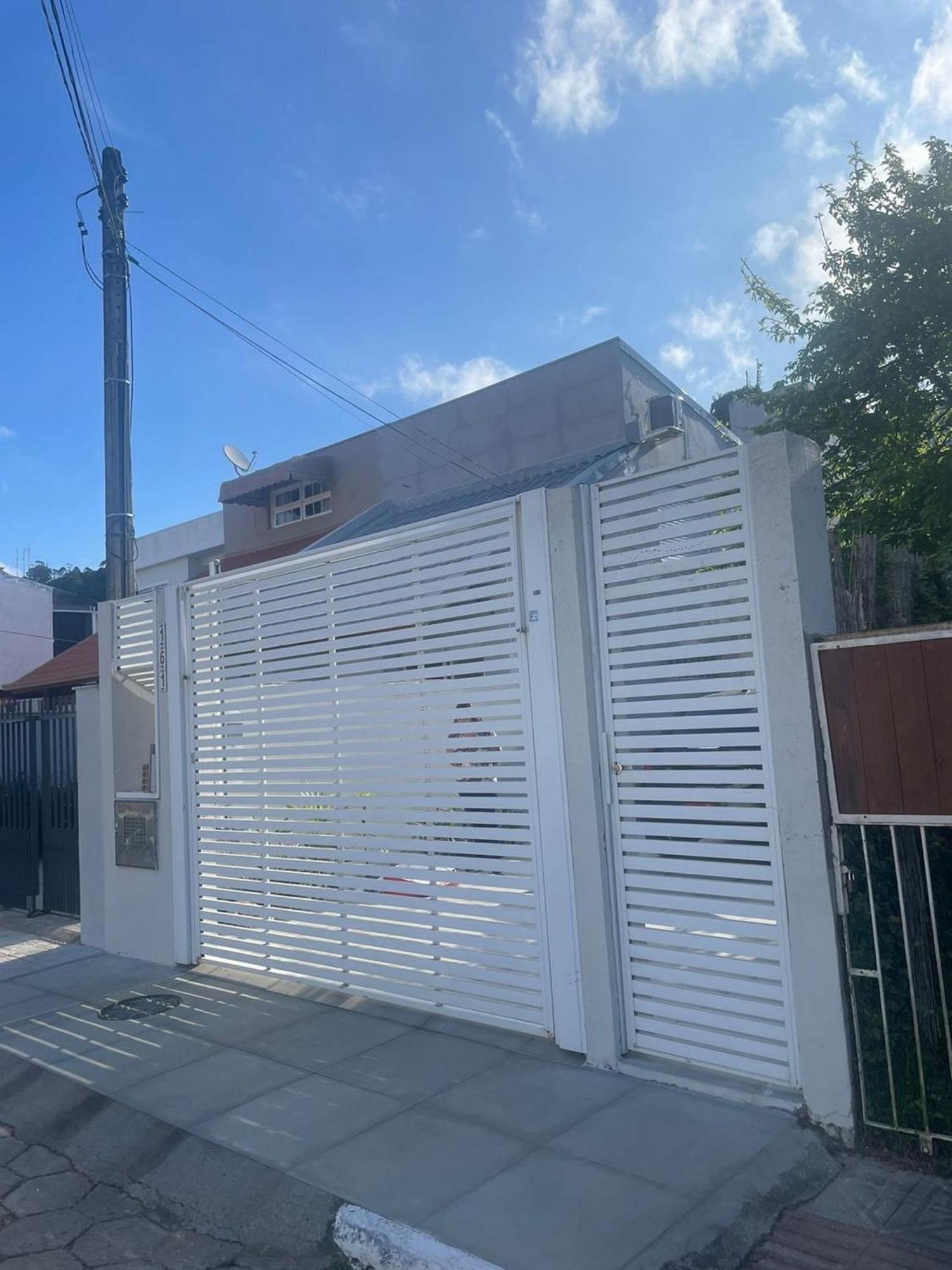 Casa Ao Lado Da De Canasvieiras - Floripa Casa de férias *
